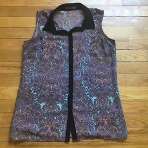 Paisley sleeveless button down